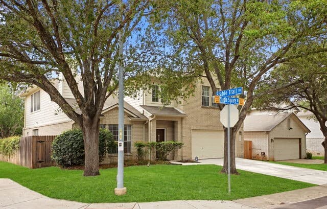 4-bedroom rental at 12303 Stable Square Dr in San Antonio, TX — photo 3