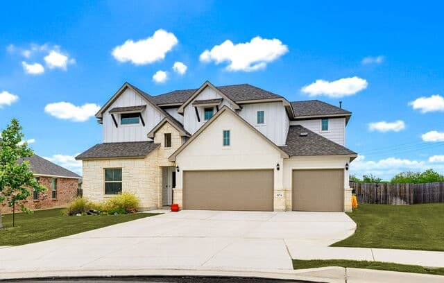 5-bedroom rental at 4174 Garden Path in Schertz, TX — photo 2