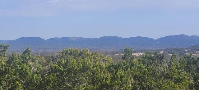 rental at LOT 20 County Road 357B in Utopia, TX — photo 2
