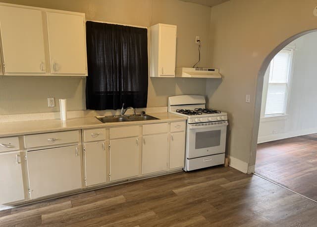 2-bedroom rental at 508 Kayton in San Antonio, TX — photo 4
