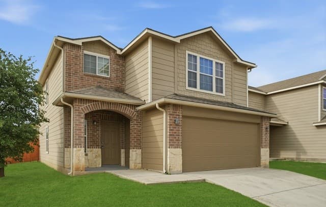3-bedroom rental at 403 Walnut Crst in Schertz, TX — photo 3