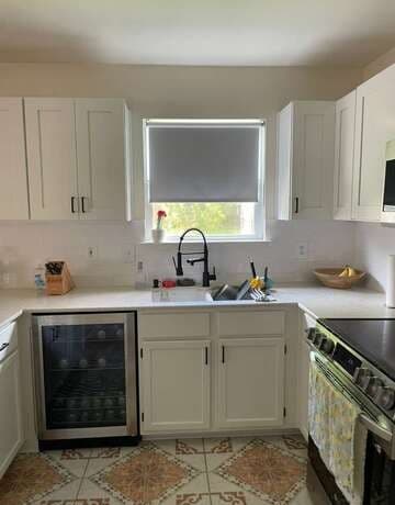 3-bedroom rental at 10419 Tiger Fld in San Antonio, TX — photo 5