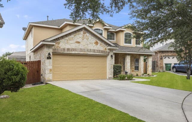 Home for sale at 8942 Firebaugh Dr in Helotes, TX — photo 4