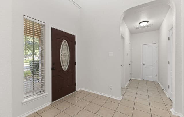 Home for sale at 8942 Firebaugh Dr in Helotes, TX — photo 5