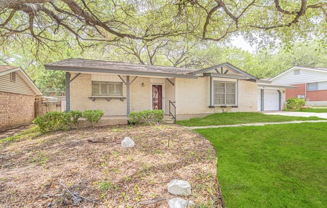 3-bedroom rental at 5714 Dan Duryea in San Antonio, TX — photo 2
