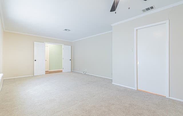 3-bedroom rental at 5714 Dan Duryea in San Antonio, TX — photo 5