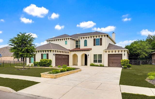 4-bedroom rental at 159 Newcourt in Boerne, TX — photo 4