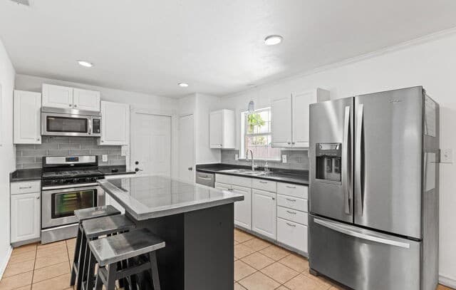 3-bedroom rental at 4419 Bright Sun St in San Antonio, TX — photo 1