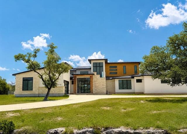 4-bedroom rental at 7718 Ramble Rdg in San Antonio, TX — photo 1