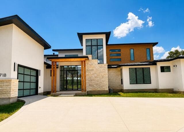 4-bedroom rental at 7718 Ramble Rdg in San Antonio, TX — photo 3