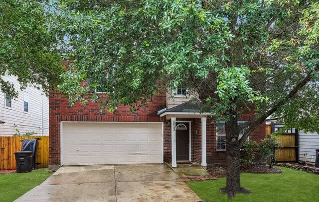 4-bedroom rental at 15123 Vigil View in San Antonio, TX — photo 2