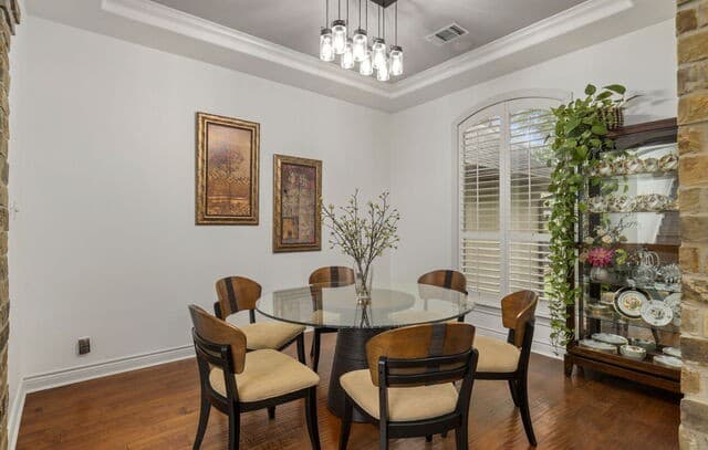 5-bedroom rental at 921 Great Tree Dr in San Antonio, TX — photo 5