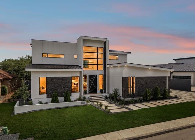 5-bedroom rental at 3906 Luz Del Faro in San Antonio, TX — photo 1