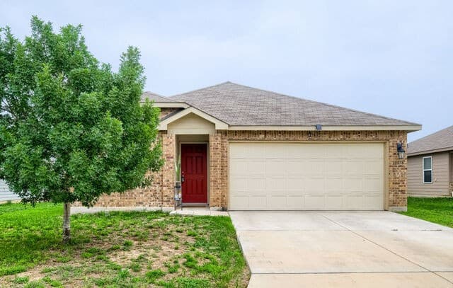 3-bedroom rental at 10018 Big Spring Ln in San Antonio, TX — photo 1