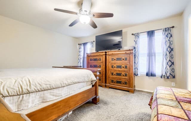 3-bedroom rental at 10018 Big Spring Ln in San Antonio, TX — photo 5