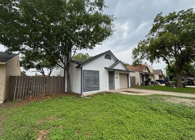 2-bedroom rental at 3551 Bottomless Lk in San Antonio, TX — photo 3