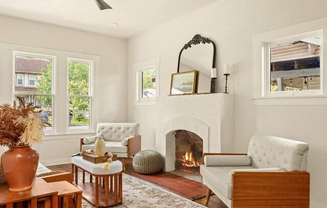 3-bedroom rental at 619 W Kings Hwy in San Antonio, TX — photo 5