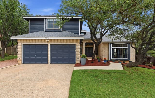 4-bedroom rental at 17914 Winter Hill in San Antonio, TX — photo 5