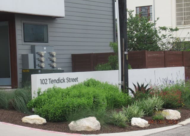 3-bedroom rental at 102 Tendick Unit UNIT 804 in San Antonio, TX — photo 4