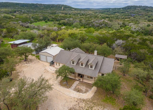 Home for sale at 374 W County Road 2481 in Hondo, TX — photo 1