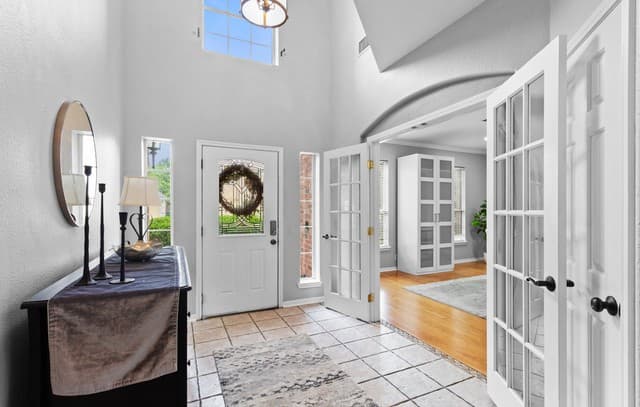 4-bedroom rental at 9640 Braun Run in San Antonio, TX — photo 3