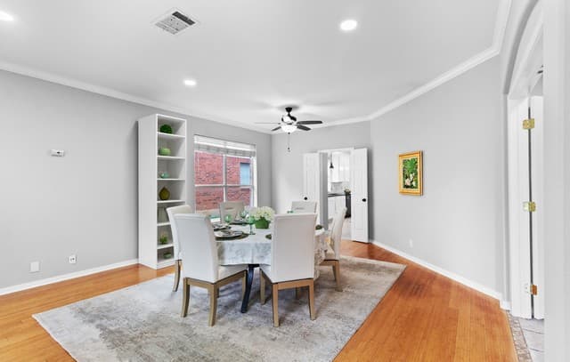 4-bedroom rental at 9640 Braun Run in San Antonio, TX — photo 4