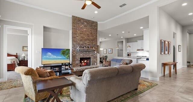 4-bedroom rental at 303 Canyon View Run in San Antonio, TX — photo 1