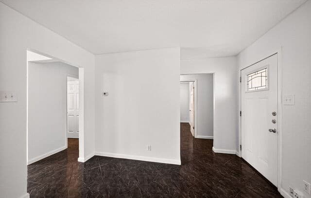 3-bedroom rental at 3007 Aragon Dr in San Antonio, TX — photo 5