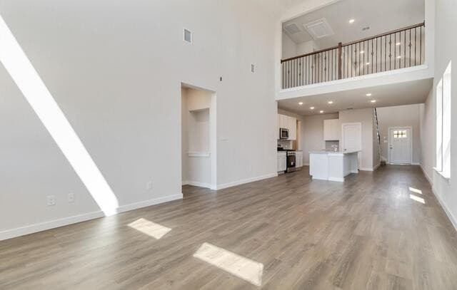 4-bedroom rental at 5926 Willow Point Blvd in San Antonio, TX — photo 2