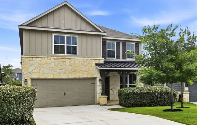 4-bedroom rental at 27353 Caroline Way in San Antonio, TX — photo 1