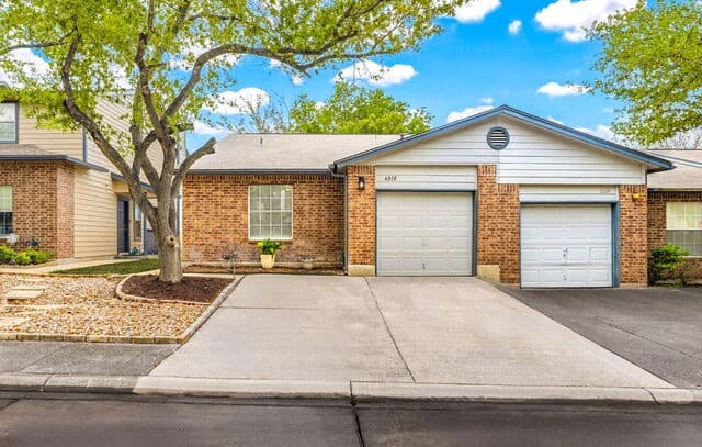 2-bedroom rental at 6010 Norse in San Antonio, TX — photo 1