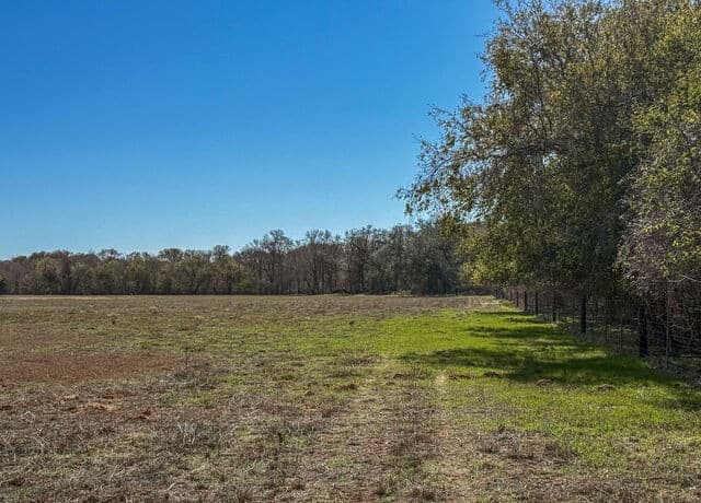 rental at TRACT 3 Fm 539 in La Vernia, TX — photo 1