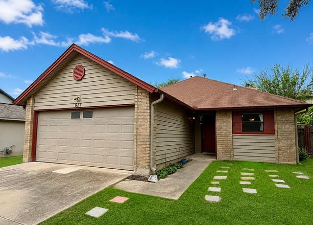 3-bedroom home for sale at 627 Meadow Gate in Converse TX
