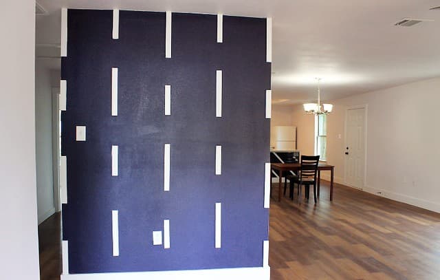 3-bedroom rental at 1006 Division Ave in San Antonio, TX — photo 2