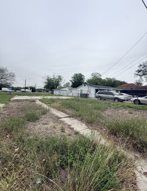 rental at 4939 Irma Ave in San Antonio, TX — photo 3