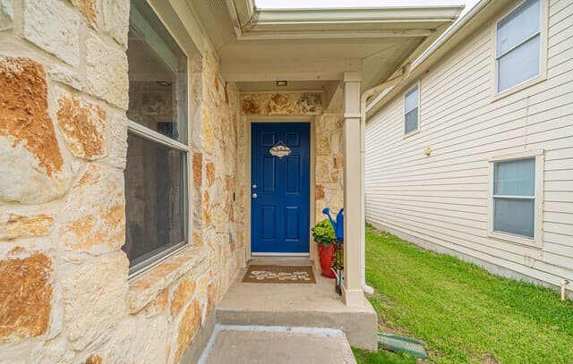 4-bedroom rental at 129 Rattlesnake Way in Cibolo, TX — photo 2
