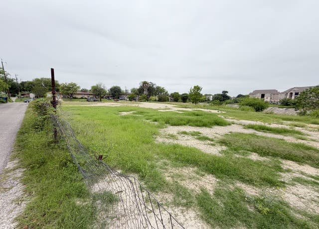 rental at 0 Elba in San Antonio, TX — photo 4