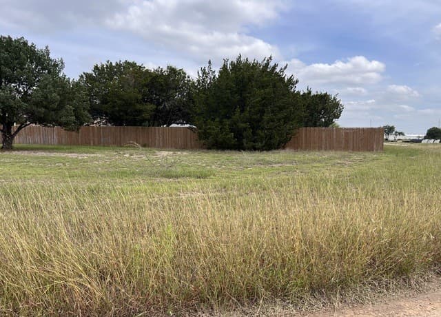 rental at 15404 Bell Ln in Schertz, TX — photo 2