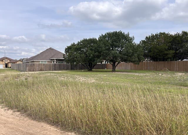 rental at 15404 Bell Ln in Schertz, TX — photo 3