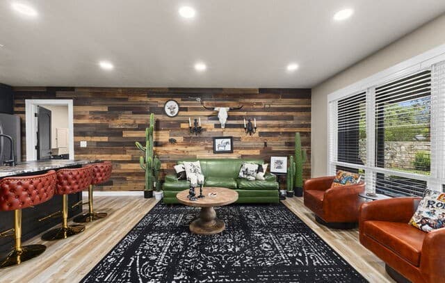 3-bedroom rental at 604 Schweppe St in Boerne, TX — photo 5