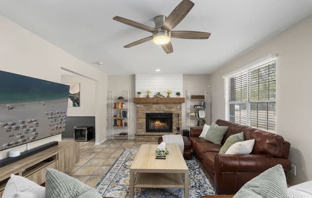 3-bedroom rental at 7306 Park West Dr in San Antonio, TX — photo 4