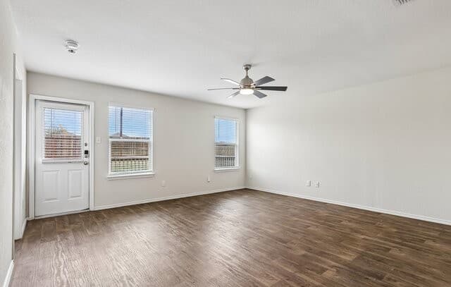 3-bedroom rental at 5818 Kendall Prairie in San Antonio, TX — photo 5