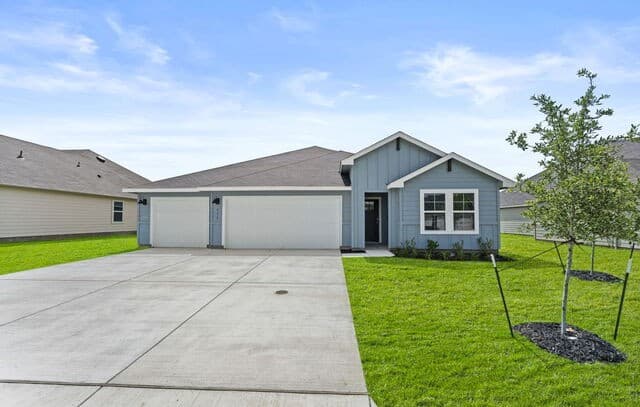 4-bedroom rental at 488 Sonoma St in Fredericksburg, TX — photo 1