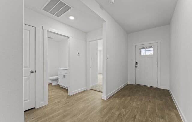 4-bedroom rental at 488 Sonoma St in Fredericksburg, TX — photo 5