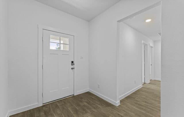 5-bedroom rental at 162 Teal St in Fredericksburg, TX — photo 4