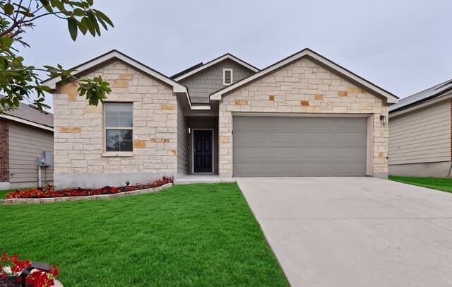 4-bedroom rental at 7619 Toledo Bnd in San Antonio, TX — photo 1