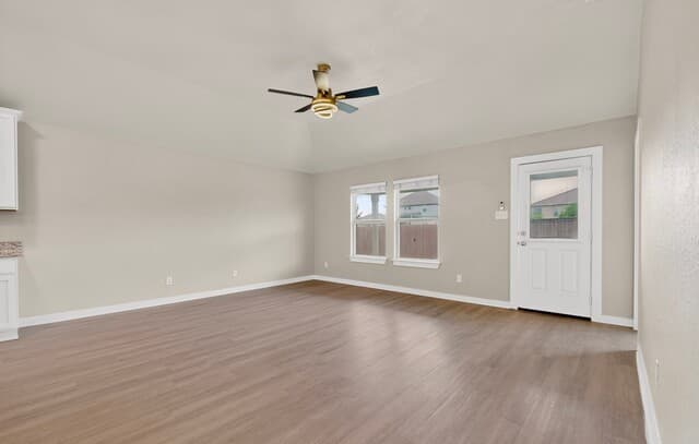 4-bedroom rental at 7619 Toledo Bnd in San Antonio, TX — photo 4