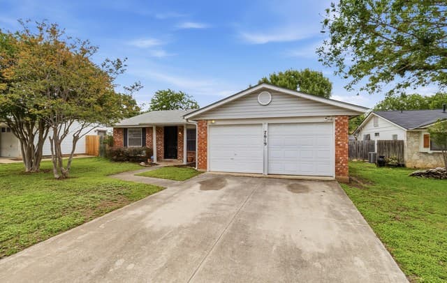 3-bedroom rental at 7619 Pipers Swan St in San Antonio, TX — photo 2