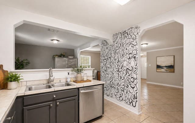3-bedroom rental at 307 Cedron Chase in San Antonio, TX — photo 4