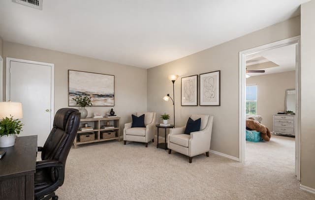 3-bedroom rental at 307 Cedron Chase in San Antonio, TX — photo 5